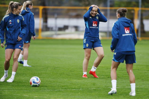 STOCKHOLM, SWEDEN 20261011 Smilla Holmberg when the women s national team, Nationalteam trains on Bosön ahead of the upcoming World Cup playoff against Lithuania. STOCKHOLM SWEDEN x60160x