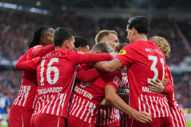 1. Bundesliga: SC Freiburg vs FC Schalke 04, 11.10.2026 Torjubel zum 1:0 durch Maximilian Eggestein (SC Freiburg, 8) 1. Bundesliga: SC Freiburg vs FC Schalke 04, Europa-Park-Stadion, 11.10.2026 DFB DFL REGULATIONS PROHIBIT ANY USE OF PHOTOGRAPHS AS IMAGE SEQUENCES AND OR QUASI-VIDEO. Copyright: xBEAUTIFULxSPORTS Boscox