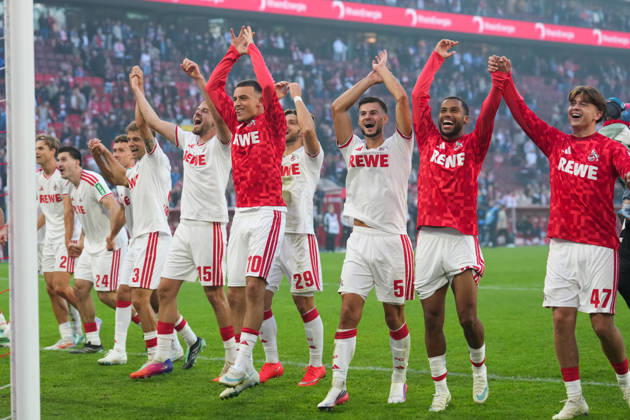 11.10.2026, xydrx, Herren, Fußball, 1.Bundesliga, 1.FC Köln - Borussia Mönchengladbach, Saison 2026 2027, RheinEnergieSTADION: Joel Schmied (1.FC Köln, 2) Luka Lochoshvili (1.FC Köln, 24) Borna Sosa (1.FC Köln, 3) Said El Mala (1.FC Köln, 10) Jan Thielmann (1.FC Köln, 29) Tom Krauß (1.FC Köln, 5) Mikey Moore (1.FC Köln, 47) bejubeln den Sieg DFB regulations prohibit any use of photographs as image sequences and or quasi-video. Copyright: HMBxMedia YannisxDreimann