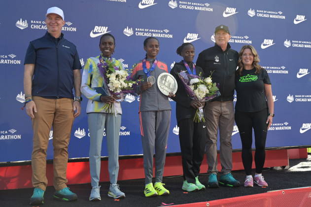 Chicago Marathon 2026 CHICAGO, ILLINOIS - OCTOBER 11: Ethiopian runner Hawi Feysa (3rd L) wins the women s professional division at the 48th Bank of America Chicago Marathon in Chicago, United States on October 11, 2026. Over 55,000 participants competed on the 26.2-mile course starting and finishing in Grant Park. Sharon Lokedi took silver medal and Brigid Kosgei took the bronze medal. Jacek Boczarski Anadolu Chicago United States. Editorial use only. Please get in touch for any other usage.  Copyright: x2026xAnadoluxJacekxBoczarskix