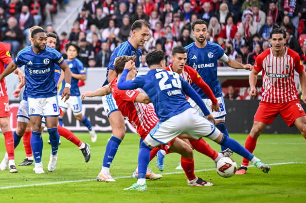 Maximilian Eggestein (SC Freiburg) Torschuss zum 1:0 waehrend des spiels der 1. Bundesliga zwischen Club Freiburg und FC Schalke 04, Europa-Park Stadion am 11. October 2026 in Freiburg im Breisgau, Deutschland. (Foto von Harry Langer DeFodi Images) +++ Maximilian Eggestein (SC Freiburg) scores his team s first goal during the Bundesliga match between Sport-Club Freiburg and FC Schalke 04 at Europa-Park Stadion on October 11, 2026 in Freiburg im Breisgau, Germany. (Photo by Harry Langer DeFodi Images) DFB DFL REGULATIONS PROHIBIT ANY USE OF PHOTOGRAPHS AS IMAGE SEQUENCES AND OR QUASI-VIDEO. (Photo by Harry Langer DeFodi Images) DFB DFL REGULATIONS PROHIBIT ANY USE OF PHOTOGRAPHS AS IMAGE SEQUENCES AND OR QUASI-VIDEO. -