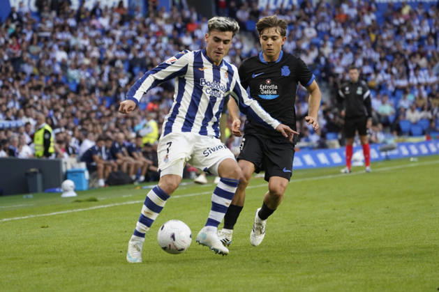 Ander Barrenetxea of Real Sociedad seen during LaLiga EA Sports 26 27 game between teams of Real Sociedad and Deportivo la Coruna (Mickael Ducint Ball Raw Images) San Sebastian Estadio Anoeta Spain Copyright: xMickaelxDucintx mickaelducint_RealSociedad_Deportivo735