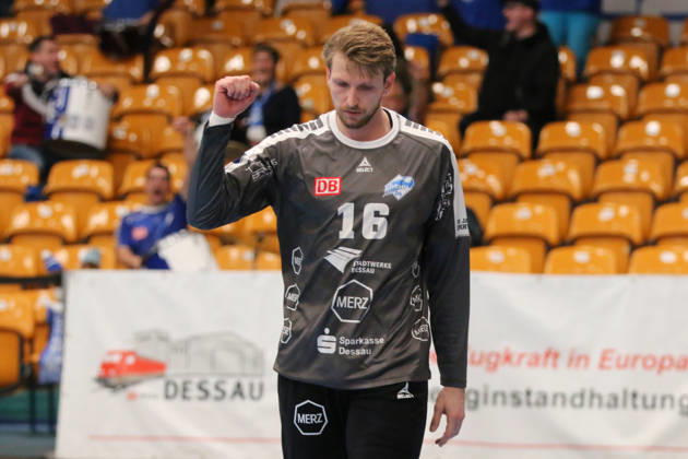 11.10.2026 Handball Herren 2026 2027 2. Handball-Bundesliga 7. Spieltag Dessau-Roßlauer HV 06 - VfL Lübeck-Schwartau Anhalt Arena Dessau Philip Ambrosius (Dessau, 16, grau) jubelt nach einem erzielten Treffer. Dessau-Roßlau Sachsen-Anhalt Deutschland