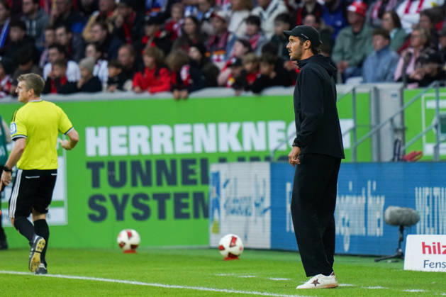 1. Bundesliga: SC Freiburg vs FC Schalke 04, 11.10.2026 Julian Schuster (SC Freiburg, Trainer) 1. Bundesliga: SC Freiburg vs FC Schalke 04, Europa-Park-Stadion, 11.10.2026 DFB DFL REGULATIONS PROHIBIT ANY USE OF PHOTOGRAPHS AS IMAGE SEQUENCES AND OR QUASI-VIDEO. Copyright: xBEAUTIFULxSPORTS Boscox