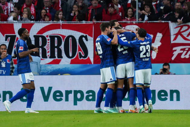 1. Bundesliga: SC Freiburg vs FC Schalke 04, 11.10.2026 Torjubel zum 1:1 durch Adrian Gantenbein (FC Schalke 04, 17) 1. Bundesliga: SC Freiburg vs FC Schalke 04, Europa-Park-Stadion, 11.10.2026 DFB DFL REGULATIONS PROHIBIT ANY USE OF PHOTOGRAPHS AS IMAGE SEQUENCES AND OR QUASI-VIDEO. Copyright: xBEAUTIFULxSPORTS Boscox