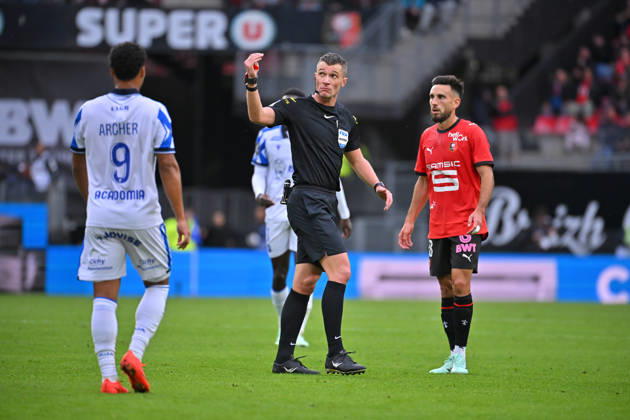 Stade Rennais FC v AJ Auxerre - Ligue 1 McDonald s 2026 2027 Willy DELAJOD referee and Adrien THOMASSON of Stade Rennais and Cameron ARCHER of AJ Auxerre during Ligue 1 McDonald s match between Rennes and Auxerre at Roazhon Park on October 11, 2026 in Rennes, France. Rennes France  Copyright: xIconxSportx 776573388