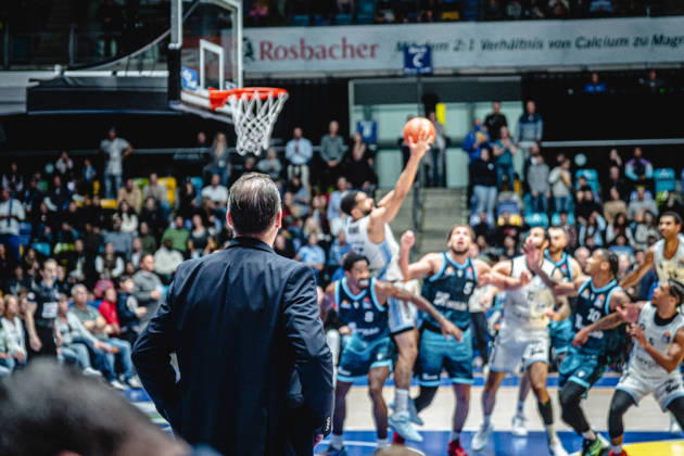 11.10.2026, xhfmx, Basketball easyCredit BBL Bundesliga, Frankfurt Skyliners - Veolia Towers Hamburg Klaus Perwas (Trainer Skyliners Frankfurt) Frankfurt am Main