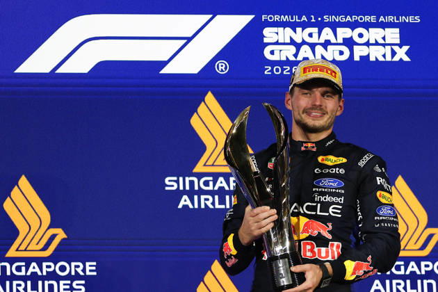 Max Verstappen wins 2026 Formula 1 Singapore Grand Prix SINGAPORE - OCT 11: Red Bull Racing s Max Verstappen celebrates on the podium, after winning the Formula 1 Singapore Grand Prix at the Marina Bay Street Circuit in Singapore on October 11, 2026. Daniel Ceng Anadolu Singapore Singapore. Editorial use only. Please get in touch for any other usage. Copyright: x2026xAnadoluxDanielxCengx