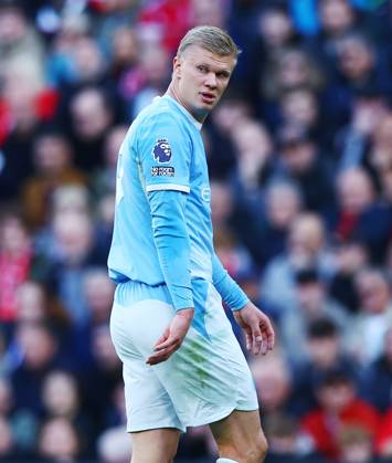 Erling Haaland of Manchester City looks over their shoulder Liverpool v Manchester City, Premier League, Football, Anfield, Liverpool, UK - 11 Oct 2026Liverpool Anfield United Kingdom EDITORIAL USE ONLY No use with unauthorised audio, video, data, fixture lists, club league logos or live services. Online in-match use limited to 120 images, no video emulation. No use in betting, games or single club league player publications. Copyright: xMattxWest Shutterstockx 17210728t
