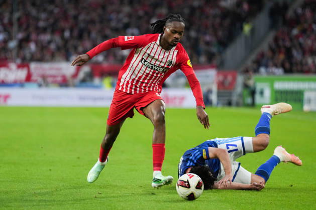 1. Bundesliga: SC Freiburg vs FC Schalke 04, 11.10.2026 Zweikampf zwischen Adrian Gantenbein (FC Schalke 04, 17) und Jordy Makengo (SC Freiburg, 33) 1. Bundesliga: SC Freiburg vs FC Schalke 04, Europa-Park-Stadion, 11.10.2026 DFB DFL REGULATIONS PROHIBIT ANY USE OF PHOTOGRAPHS AS IMAGE SEQUENCES AND OR QUASI-VIDEO. Copyright: xBEAUTIFULxSPORTS Boscox