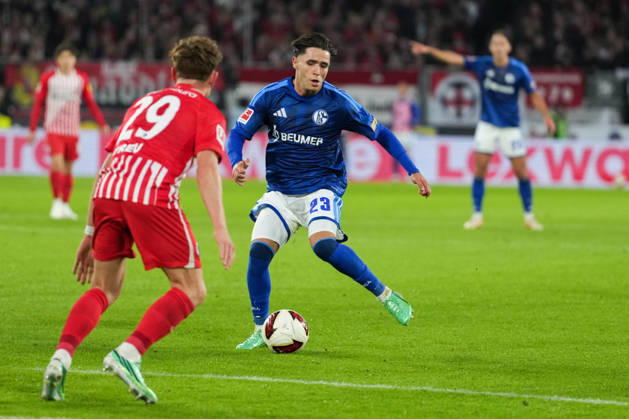 1. Bundesliga: SC Freiburg vs FC Schalke 04, 11.10.2026 Soufiane El-Faouzi (FC Schalke 04, 23) mit einem Pass 1. Bundesliga: SC Freiburg vs FC Schalke 04, Europa-Park-Stadion, 11.10.2026 DFB DFL REGULATIONS PROHIBIT ANY USE OF PHOTOGRAPHS AS IMAGE SEQUENCES AND OR QUASI-VIDEO. Copyright: xBEAUTIFULxSPORTS Boscox