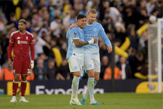 RECORD DATE NOT STATED Football - FA Premier League - Liverpool FC v Manchester City FC LIVERPOOL, ENGLAND - Sunday, October 11, 2026: Manchester City s Erling Haaland celebrates with team-mate Enzo Fernandez after scoring the first goal during the FA Premier League match between Liverpool FC and Manchester City FC at Anfield. (Photo by David Rawcliffe Propaganda) LIVERPOOL Anfield MERSEYSIDE ENGLAND  Copyright: xDavidxRawcliffex 2026-10-11-Liverpool_v_Man_City-093