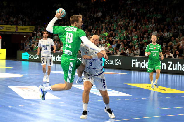 11.10.2026, GER Deutschland, Handball, 1.Bundesliga, 27.08.2026, Saison 2026 2027, Berlin, Fuechse Berlin vs TBV Lemgo Lippe Mathias Gidsel ( Fuechse Berlin 19 ), Christian O Sullivan ( Lemgo 9 ) nordphoto GmbH Engler Berlin Max-Schmeling-Halle Berlin Deutschland Copyright: xNordphotox xEnglerx