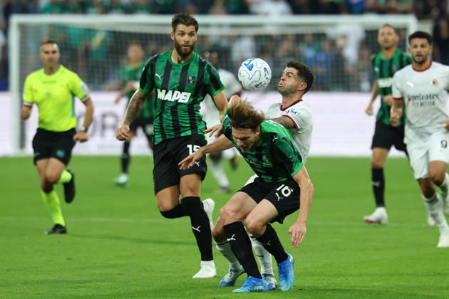 Christian Pulisic of AC Milan and Fedde Leysen of US Sassuolo compete for the ball during the Serie A 2026 2027 football match between US Sassuolo and AC Milan at Citta del Tricolore stadium in Reggio Emilia (Italy), October 11th, 2026. CesarexPurini