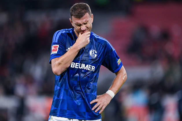 11.10.2026, Fussball, Saison 2026 2027, Bundesliga, SC Freiburg - FC Schalke 04, Edin DÅ¾eko Dzeko (FC Schalke 04) xRHR-FOTO YYx Copyright: KROEGER RHR-FOTOx RHR-FOTO YY
