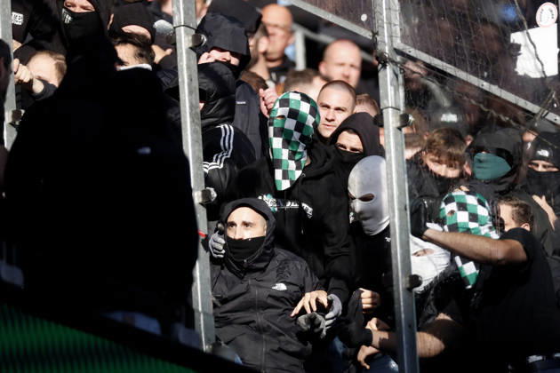 FANS Gladbach Hochrisiko Spiel in Koeln DFL Fussball Bundesliga Saison 2026 - 2027 Spiel 1.FC Koeln - Borussia Moenchengladbach 2 : 1 am 11. 10 . 2026 in Koeln DFL REGULATIONS PROHIBIT ANY USE OF PHOTOGRAPHS as IMAGE SEQUENCES and or QUASI-VIDEO Copyright: xLacixPerenyix