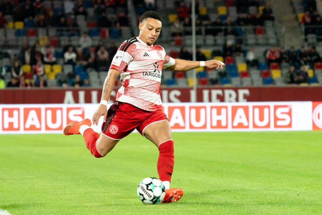 Deutschland: 3. Liga 2026 2027 Fortuna Düsseldorf vs. SC Verl 8. Spieltag 12.10.2026 Merkur Spiel-Arena (Nordrhein-Westfalen) Steven van der Sloot (Fortuna Dusseldorf, 2) Copyright: xCelinaxLeiersx