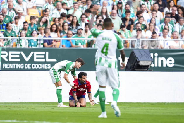 October 11, 2026, Sevilla, Sevilla, Spain: Ruben Garcia of CA Osasuna laments during the Spanish league, LaLiga EA Sports, football match played between Real Betis and CA Osasuna at La Cartuja stadium on October 11, 2026, in Sevilla, Spain. Sevilla Spain - ZUMAa181 20261011_zaa_a181_198 Copyright: xJoaquinxCorcherox