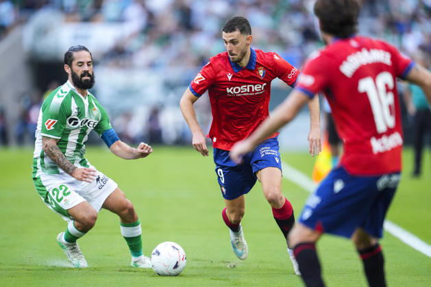 October 11, 2026, Sevilla, Sevilla, Spain: Raul Garcia of CA Osasuna and Francisco Alarcon Isco of Real Betis Balompie in action during the Spanish league, LaLiga EA Sports, football match played between Real Betis and CA Osasuna at La Cartuja stadium on October 11, 2026, in Sevilla, Spain. Sevilla Spain - ZUMAa181 20261011_zaa_a181_202 Copyright: xJoaquinxCorcherox