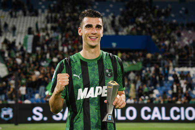 SassuoloÕs Cas Odenthal Panini Player of the match at the end of the Serie A soccer match between Sassuolo and Milan at the Mapei Stadium in Reggio Emilia, north Italy - Sunday, October 11, 2026 -  Copyright: xMassimoxPaolone LaPressex