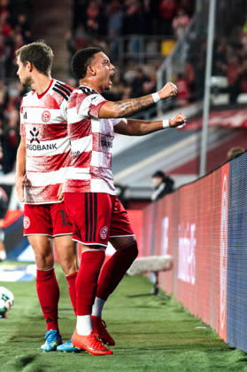 Deutschland: 3. Liga 2026 2027 Fortuna Düsseldorf vs. SC Verl 8. Spieltag 12.10.2026 Merkur Spiel-Arena (Nordrhein-Westfalen) Tor zum 1:0 durch Tim Oberdorf (Fortuna Dusseldorf, 15) Jubel Freude Emotionen Torjubel Steven van der Sloot (Fortuna Dusseldorf, 2) Copyright: xCelinaxLeiersx