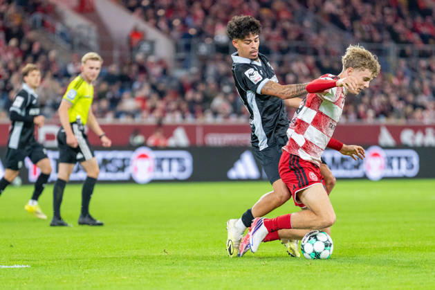 Andre Leipold (SC Verl, 20) foult, Elias Arden (Fortuna Düsseldorf, 38) Fortuna Duesseldorf vs. SC Verl, Fussball, 3.Liga, 8.Spieltag, Saison 2026 27, 12.10.2026, DFL REGULATIONS PROHIBIT ANY USE OF PHOTOGRAPHS AS IMAGE SEQUENCES AND OR QUASI-VIDEO, Fortuna Duesseldorf vs. SC Verl, Fussball, 3.Liga, 8.Spieltag, Saison 2026 27, 12.10.2026 Düsseldorf Copyright: xEibner-Pressefoto LukasxBaldygax EP_LBA