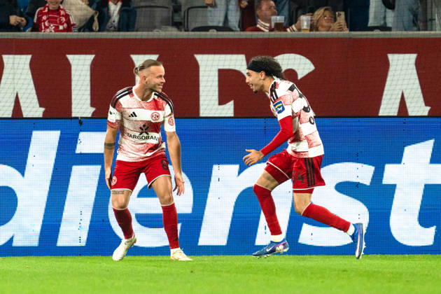 Deutschland: 3. Liga 2026 2027 Fortuna Düsseldorf vs. SC Verl 8. Spieltag 12.10.2026 Merkur Spiel-Arena (Nordrhein-Westfalen) Tor zum 2:1 durch Jorrit Hendrix (Fortuna Dusseldorf, 8) Jubel Freude Emotionen Torjubel Anas Slimani (Fortuna Dusseldorf, 34) Copyright: xCelinaxLeiersx