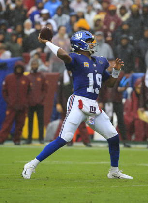 October 11, 2026: New York Giants QB 19 Jameis Winston throws a pass during the Washington Commanders game against the New York Giants at Northwest Stadium in Landover, MD. CSM NFL, American Football Herren, USA 2026: Washington Commanders Vs New York Giants OCT 11  - ZUMAc04_ 20261011_zma_c04_064 Copyright: xJustinxCooperx