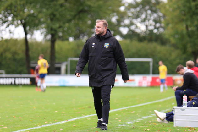 Fußball I Herren I Saison 2026-2027 I Regionalliga Nord I 13. Spieltag I SV Todesfelde - SC Weiche Flensburg I 11.10.2026 Dominik Lindtner (Torwart-Trainer, SV Todesfelde) Todesfelde Joda-Sportpark Schleswig Holstein Deutschland Copyright: xLobeca FabianxLamprechtx