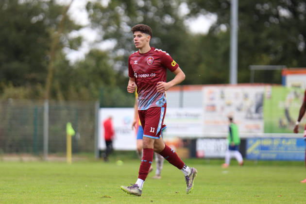 Fußball I Herren I Saison 2026-2027 I Regionalliga Nord I 13. Spieltag I SV Todesfelde - SC Weiche Flensburg I 11.10.2026 Ilir Serifi (11, SC Weiche Flensburg 08) Todesfelde Joda-Sportpark Schleswig Holstein Deutschland Copyright: xLobeca FabianxLamprechtx