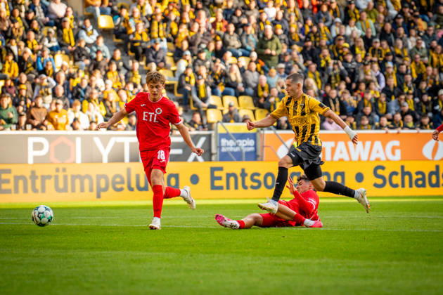 Georg Ermolaev (Alemannia Aachen, 20) und Tim Kloss (FC Viktoria Koeln, 18) TSV Alemannia Aachen vs. FC Viktoria Koeln, Fussball, 3. Liga, 8. Spieltag, Saison 2026 2027, 11.10.2026 DFB REGULATIONS PROHIBIT ANY USE OF PHOTOGRAPHS AS IMAGE SEQUENCES AND OR QUASI-VIDEO TSV Alemannia Aachen vs. FC Viktoria Koeln, Fussball, 3. Liga, 8. Spieltag, Saison 2026 2027, 11.10.2026 Aachen Copyright: xEibner-Pressefoto J.xDerondeaux EP_JDU