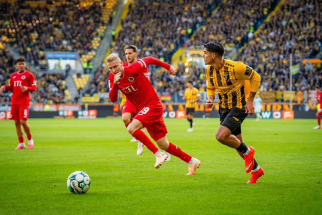Fabio Torsiello (Alemannia Aachen, 17) gegen Meiko Sponsel (FC Viktoria Koeln, 19) TSV Alemannia Aachen vs. FC Viktoria Koeln, Fussball, 3. Liga, 8. Spieltag, Saison 2026 2027, 11.10.2026 DFB REGULATIONS PROHIBIT ANY USE OF PHOTOGRAPHS AS IMAGE SEQUENCES AND OR QUASI-VIDEO TSV Alemannia Aachen vs. FC Viktoria Koeln, Fussball, 3. Liga, 8. Spieltag, Saison 2026 2027, 11.10.2026 Aachen Copyright: xEibner-Pressefoto J.xDerondeaux EP_JDU