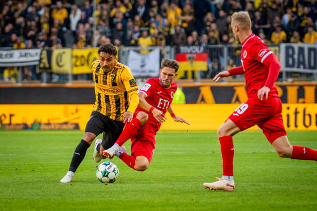 Mehdi Loune (Alemannia Aachen, 10) gegen Pascal Fallmann (FC Viktoria Koeln, 28) TSV Alemannia Aachen vs. FC Viktoria Koeln, Fussball, 3. Liga, 8. Spieltag, Saison 2026 2027, 11.10.2026 DFB REGULATIONS PROHIBIT ANY USE OF PHOTOGRAPHS AS IMAGE SEQUENCES AND OR QUASI-VIDEO TSV Alemannia Aachen vs. FC Viktoria Koeln, Fussball, 3. Liga, 8. Spieltag, Saison 2026 2027, 11.10.2026 Aachen Copyright: xEibner-Pressefoto J.xDerondeaux EP_JDU