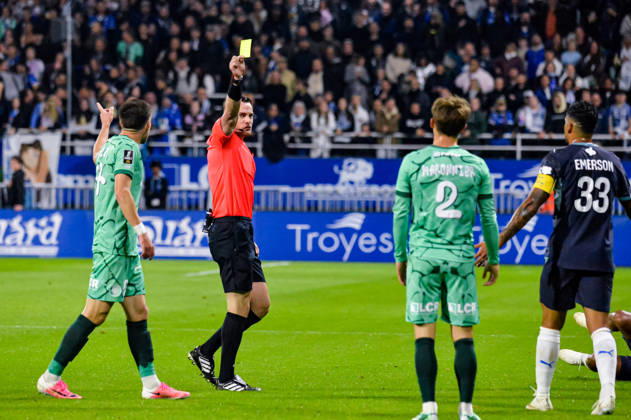 FOOTBALL : ESTAC Troyes vs Olympique de Marseille - Ligue 1 - JournÃ e 6 - 11 10 2026 Guillaume Paradis (Arbitre Central) TroyesFrance  Copyright: xBaptistexAutissierx