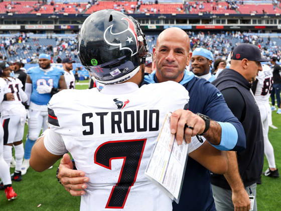 Oct 11, 2026; Nashville, TN, USA; Tennessee Titans head coach Robert Saleh embraces Houston Texans quarterback C.J. Stroud (7) on the field following the NFL, American Football Herren, USA regular season game between the Houston Texans and Tennessee Titans at Nissan Stadium. Mandatory Credit: -Cal Media NFL 2026: Texans Vs Titans OCT 11  - ZUMAc04_ 20261011_zma_c04_070 Copyright: xStephenxFurstx