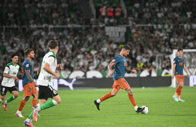 ESP: LaLiga EA Sports Racing Santander v Valencia CF Dani Raba of Valencia CF during LaLiga EA Sports between Racing Santander v Valencia CF played at Campos de de El Sardinero Stadium in Cantabria on October 11, 2026 in Spain Spain Futbol Copyright: xAgenciaxLOFx
