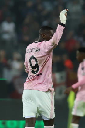 October 11, 2026, Cagliari: Juventus Kolo Muani jubilates with his after scoring the goal (1-1) during Italian Serie A soccer match Cagliari calcio vs Juventus FC at the Unipol Domus in Cagliari, Italy, 11 October 2026.ANSA FABIO MURRU Serie A: Cagliari Vs Juventus  - ZUMAa110 20261011_zaf_a110_094 Copyright: xFabioxMurrux