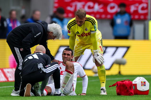COLOGNE, GERMANY - OCTOBER 11: Ellyes Skhiri of 1. FC Koln receives medical attention during the Bundesliga 2026 27 match between 1. FC Koln and Borussia Monchengladbach at RheinEnergieStadion on October 11, 2026 in Cologne, Germany.  Copyright: xRenexNijhuis MBxMediax