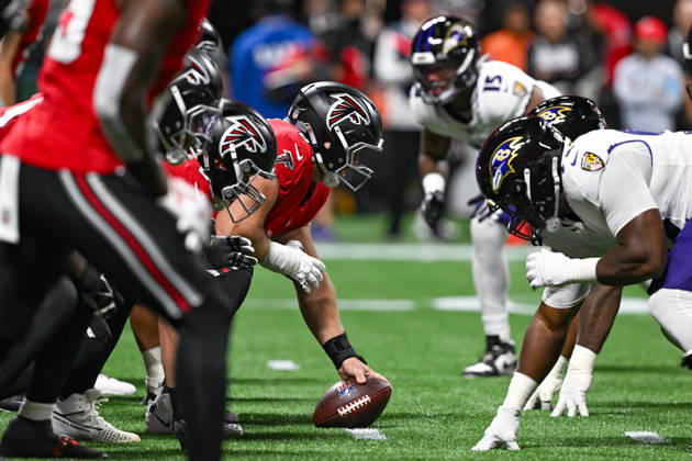 ATLANTA, GA - OCTOBER 11: Atlanta center Ryan Neuzil (64) prepares to snap the ball during the NFL, American Football Herren, USA game between the Baltimore Ravens and the Atlanta Falcons on October 11th, 2026 at Mercedes-Benz Stadium in Atlanta, GA. (Photo by Rich von Biberstein Icon Sportswire) NFL: OCT 11 Ravens at Falcons EDITORIAL USE ONLY Icon261011009