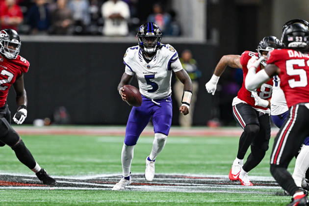 ATLANTA, GA - OCTOBER 11: Baltimore quarterback Tyler Huntley (5) looks to run during the NFL, American Football Herren, USA game between the Baltimore Ravens and the Atlanta Falcons on October 11th, 2026 at Mercedes-Benz Stadium in Atlanta, GA. (Photo by Rich von Biberstein Icon Sportswire) NFL: OCT 11 Ravens at Falcons EDITORIAL USE ONLY Icon261011031
