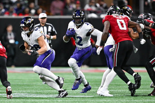 ATLANTA, GA - OCTOBER 11: Baltimore running back Derrick Henry (22) runs the ball during the NFL, American Football Herren, USA game between the Baltimore Ravens and the Atlanta Falcons on October 11th, 2026 at Mercedes-Benz Stadium in Atlanta, GA. (Photo by Rich von Biberstein Icon Sportswire) NFL: OCT 11 Ravens at Falcons EDITORIAL USE ONLY Icon261011045