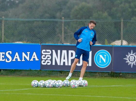 SSC Napoli training session at Castelvolturno Scott McTominay of SSC Napoli During the pre-match training session for the Champions League game between Villarreal and Napoli at Castelvolturno on October 12, 2026. Castelvolturno Centro Sportivo SSC Napoli Campania ITALIA Copyright: xSalvatorexDexRosaxSalvatorexDexRosax DSC07182