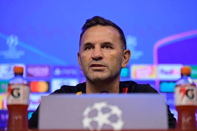 Ahead of Galatasaray v Barcelona - UEFA Champions League ISTANBUL, TURKIYE - OCTOBER 12: Galatasaray head coach Okan Buruk speaks during a press conference, PK, Pressekonferenz at the Kemerburgaz Metin Oktay Training Facilities in Istanbul, Turkiye, on October 12, 2026, ahead of the UEFA Champions League Matchday 2 clash between Galatasaray and Barcelona. Cem Tekkesinoglu Anadolu Istanbul Turkey. Editorial use only. Please get in touch for any other usage. Copyright: x2026xAnadoluxCemxTekkesinoglux