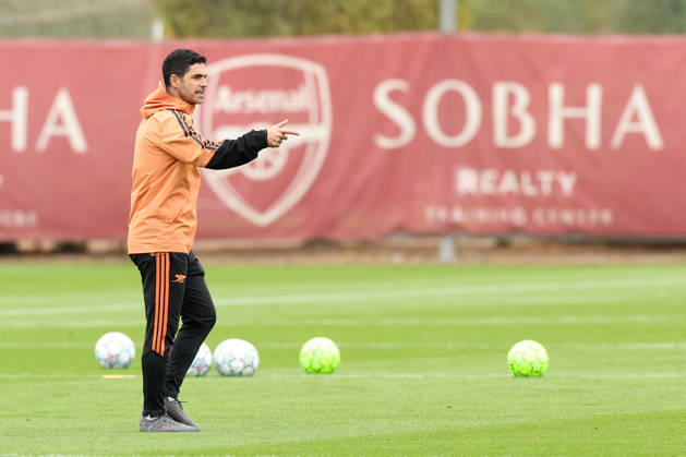 Arsenal Training & Media Conference, Champions League Arsenal Manager, Mikel Arteta gestures during the Arsenal training session at the Arsenal FC Training Centre, ahead of UEFA Champions League Matchday 2 v Lille, London Colney, England on 12 October 2026 Credit: Tiego Grenho Every Second Media Editorial use only. All images are copyright Every Second Media Limited. No images may be reproduced without prior permission. Copyright: xIMAGO EveryxSecondxMediax ESM-2214-0006 TiegoxGrenhox xEveryxSecondxMediax