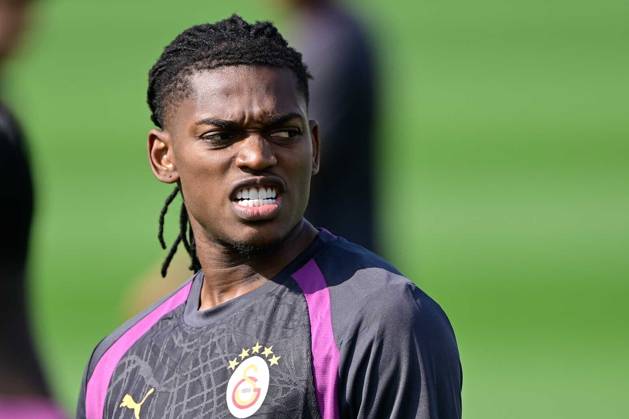 Galatasaray complete final training session in Istanbul ahead of Barcelona clash ISTANBUL, TURKIYE - OCTOBER 12: Galatasaray players complete their final training session ahead of their UEFA Champions League second-round match against Barcelona at the Kemerburgaz Metin Oktay Training Facility in Istanbul, Turkiye, on October 12, 2026. The training session, led by head coach Okan Buruk and open to the media for the first 15 minutes, began with warm-up exercises, continued with an 8-on-2 ball-possession drill and concluded with tactical preparations for the Barcelona match. Cem Tekkesinoglu Anadolu Istanbul Turkey. Editorial use only. Please get in touch for any other usage.  Copyright: x2026xAnadoluxCemxTekkesinoglux