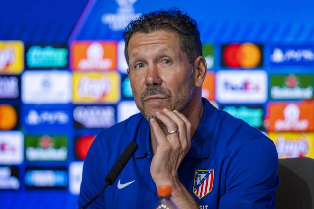 Atletico de Madrid Training Session And press conference, PK, Pressekonferenz - UEFA Champions League 2026 27 League Phase MD2 MADRID, SPAIN - OCTOBER 12: Diego Pablo Simeone, Head Coach of Atletico de Madrid, speaks during the press conference on day ahead of the UEFA Champions League 2026 27 League Phase MD2 against Manchester United, ManU at Estadio Riyadh Air Metropolitano on October 12, 2026 in Madrid, Spain. Madrid Estadio Riyadh Air Metropolitano Madrid Spain Copyright: xAlbertoxGardinx AGardin_20261012_Atl_Mad_Press_00072