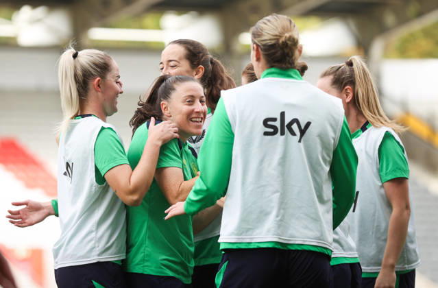 Republic of Ireland WNT Squad Training, SuperValu Pairc UiChaoimh, Cork 12 10 2026 Lucy Quinn celebrates with teammates during training Lucy Quinn celebrates with teammates during training 12 10 2026  Copyright: xx ISS_7642