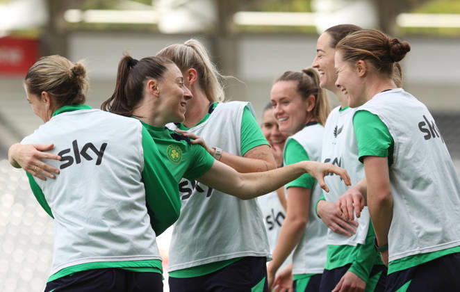 Republic of Ireland WNT Squad Training, SuperValu Pairc UiChaoimh, Cork 12 10 2026 Lucy Quinn celebrates with teammates during training Lucy Quinn celebrates with teammates during training 12 10 2026  Copyright: xx ISS_7663