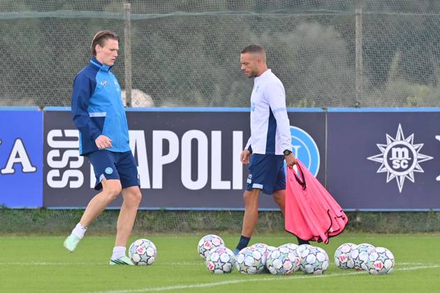 Foto IPP Felice De Martino Castel Volturno (Ce) 12 10 2026 Allenamento Napoli pre gara Champions League con il Villareal Nella foto: Scott McTominay Italy Photo Press World Copyright Castel Volturno italy ITALY  Copyright: xR4924_italyphotopressx