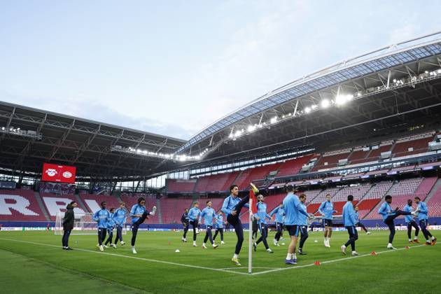 LEIPZIG - PSV Eindhoven squad during a training session ahead of the UEFA Champions League match between RB Leipzig and PSV Eindhoven at the RB Arena on October 12, 2026 in Leipzig, Germany. MAURICE VAN STEEN ANP xVIxANPxSportx xxANPxIVx 572250864 originalFilename: 572250864.jpg